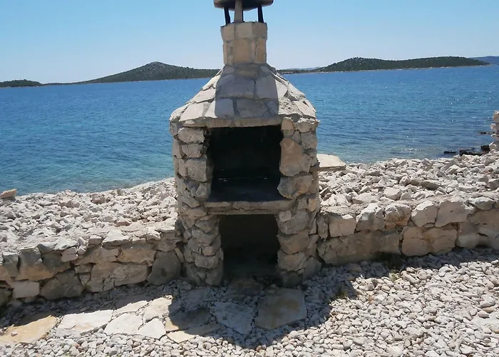 Vakantiehuis Secluded Fisherman's Cove Donje More, Pasman - 11602 *