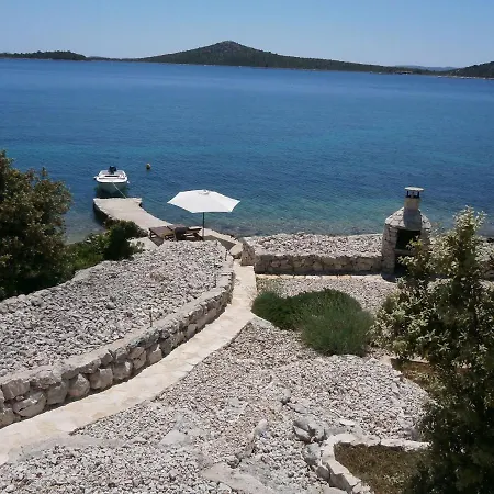 Дом отдыха Secluded Fisherman's Cove Donje More, Pasman - 11602 *