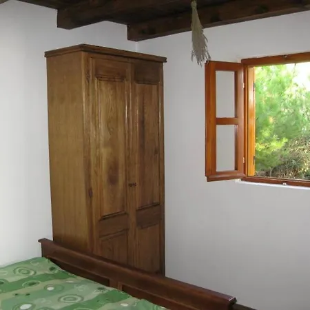 Secluded Fisherman's Cove Donje More, Pasman - 11602 Holiday home Tkon